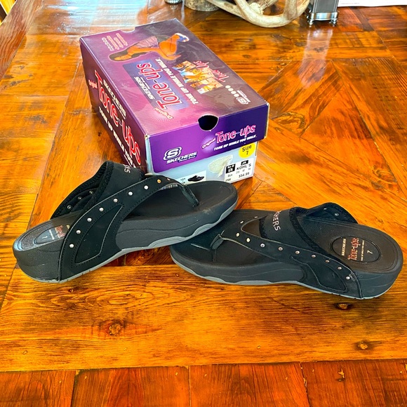 Skechers Shoes - COPY - Skechers Tone-Ups Sandals.  Size 7 but fit like a 7.5.